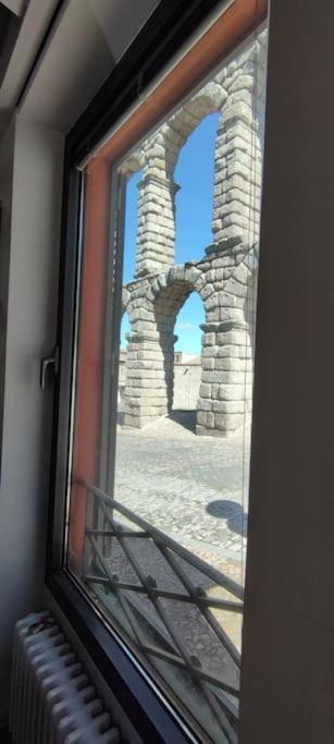 Villa Casa Bajo El Acueducto Con Plaza De Garaje Segovia Esterno foto